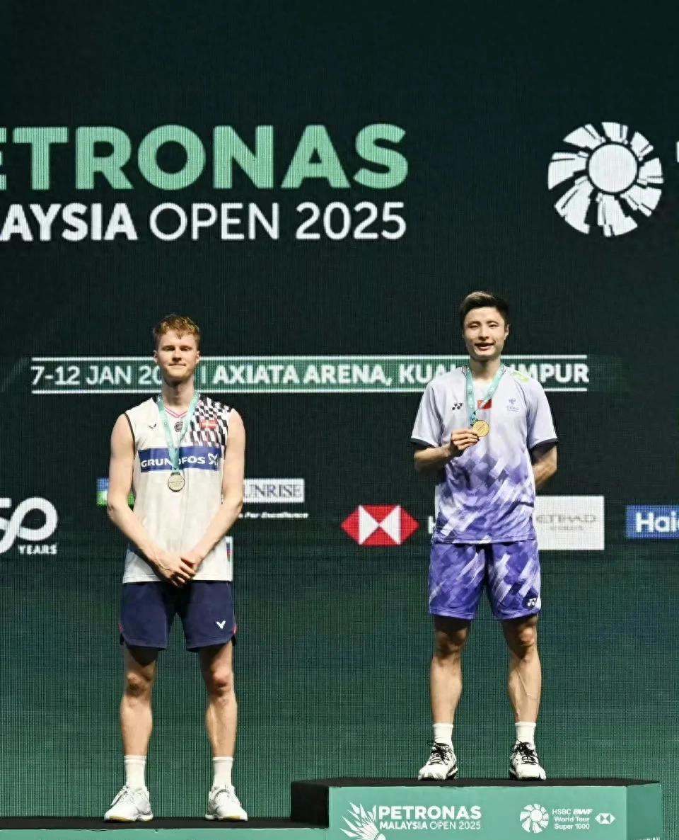 日本队翻盘印度队，石宇奇带队取胜