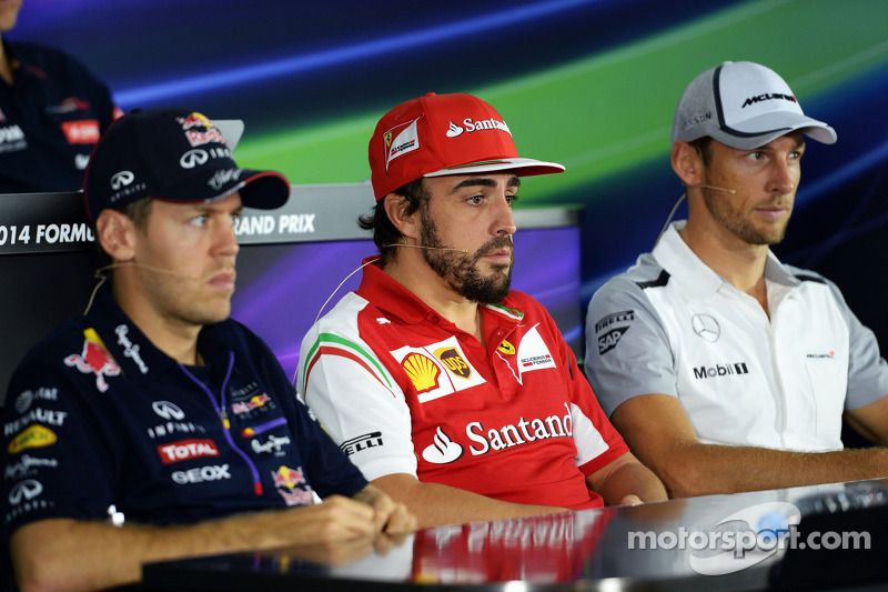 法拉利轻取迈凯伦，阿隆索扛起全队