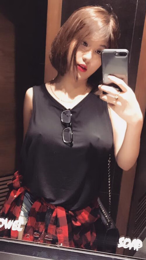 黑色闪电撕裂夜空,三笘薰的獠牙如何刺穿世界级防线