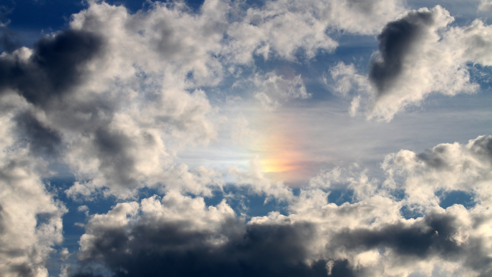 火山脚下的绿茵传奇，当帕尔默的火焰，融化了冰岛的极夜